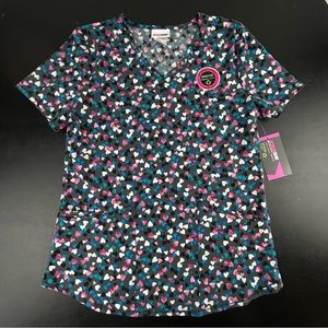 Scrubstar Women’s Gray Scrub Top with Hearts Size Small